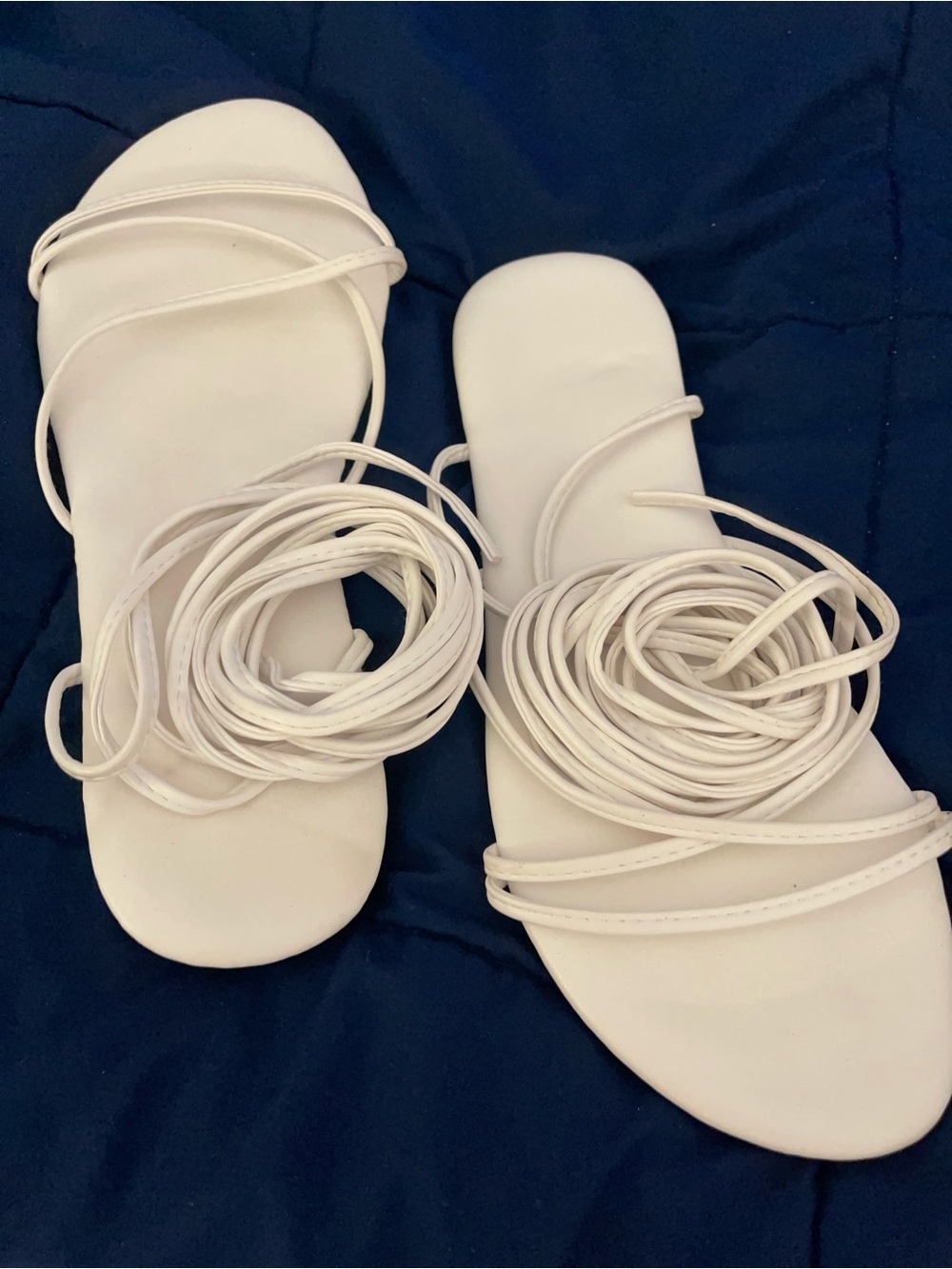 NWOT Women’s White Strappy Lace-Up Sandals